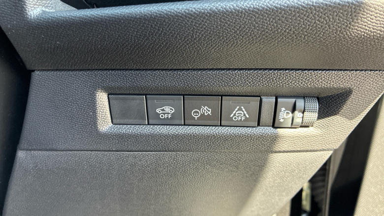 Vauxhall Frontera 83kW GS 44kWh 5dr Auto Electric Estate